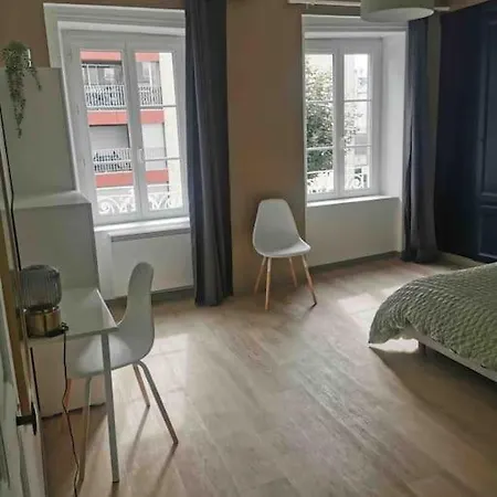 Les Mouettes -1br In * Гранвиль