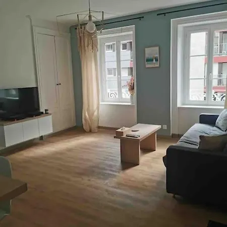 Les Mouettes -1br In Granville
